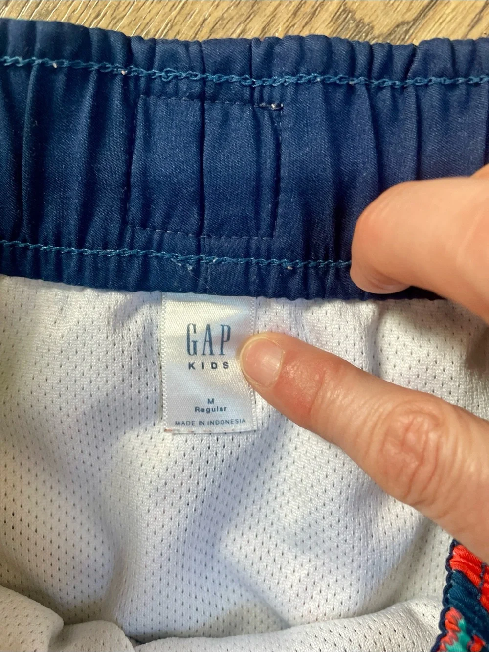 Gap Kids Boys Shark Print Swim Trunks Size Medium